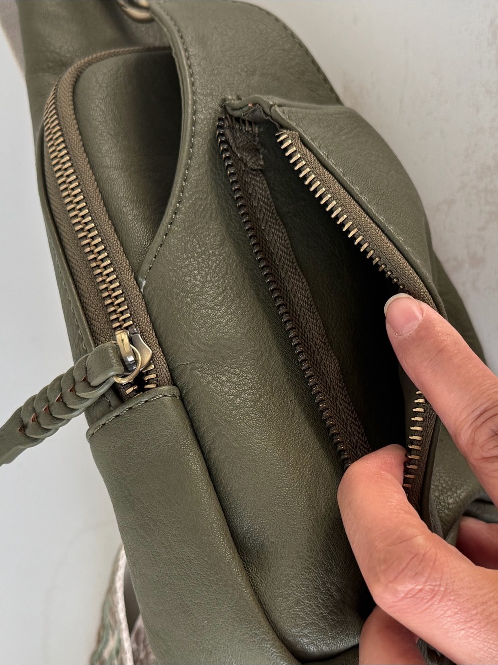 Antik Kraft Olive Green Leather Sling Bag with Patterned Strap - Picture 2 of 5